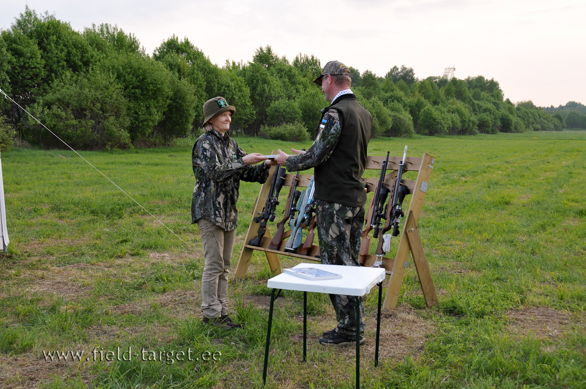 Autasustamine. Peakohtunik ja ise laseb ka ?